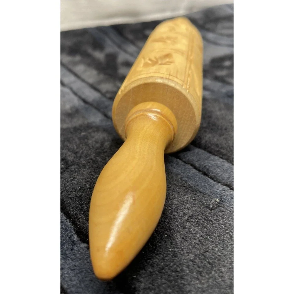 Vintage Carved Wooden Dough Rolling Pin Springerle Cookie Press 14